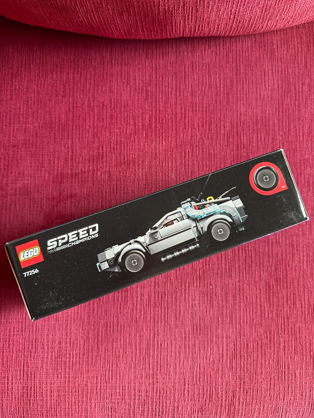 Lego - Time Machine from Back to the Future 77256 - photo 2