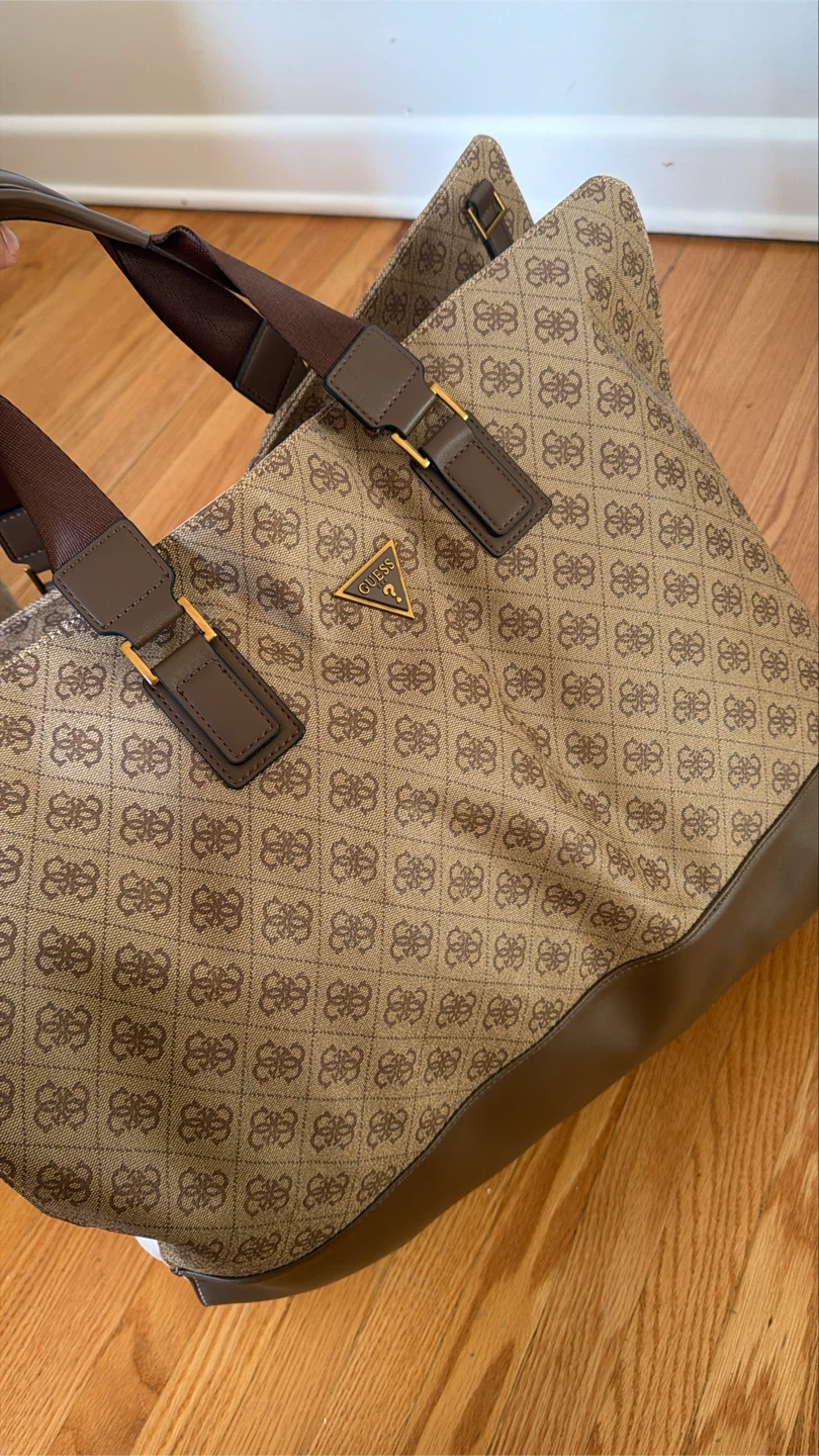Guess Black Puffer Jacket and Logo Tote Bag