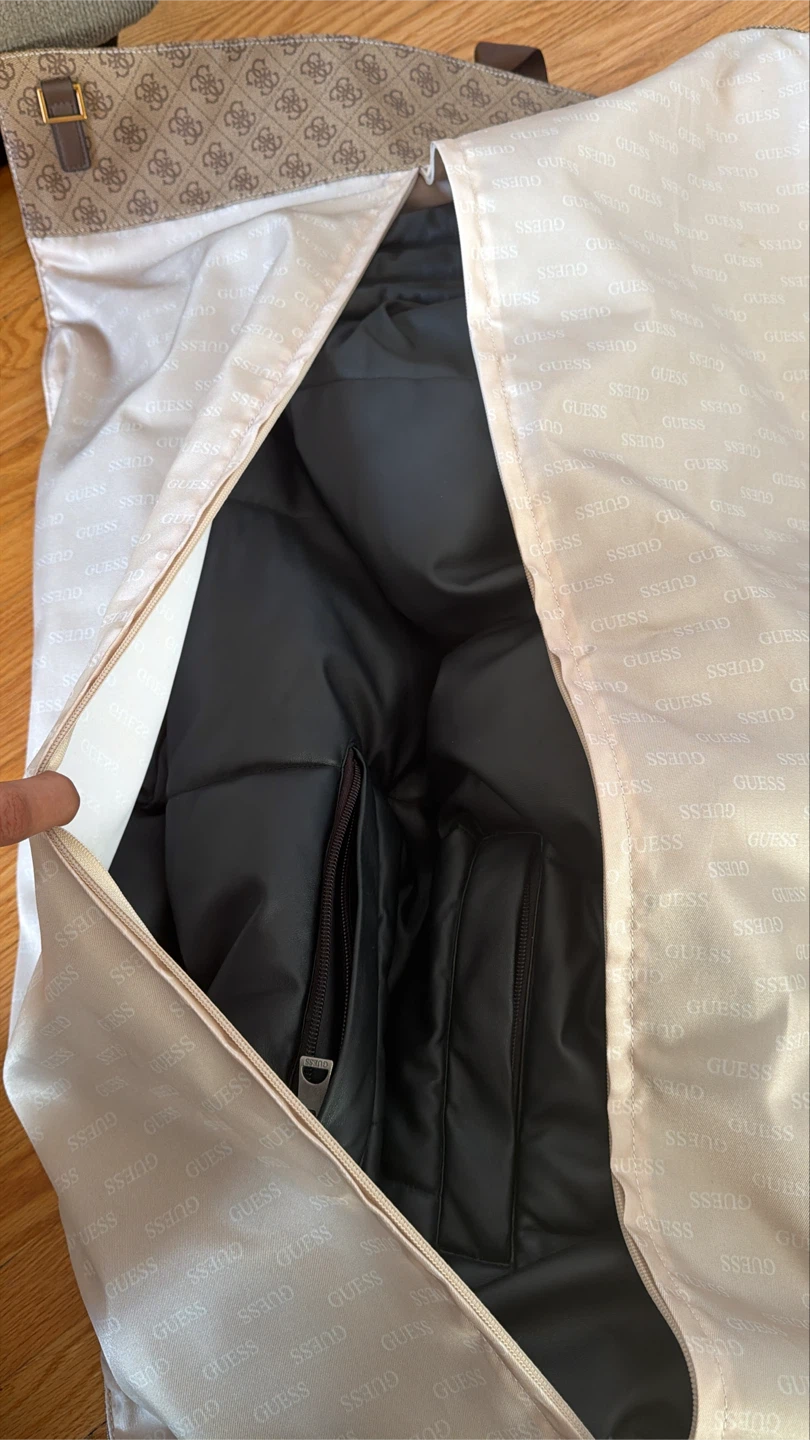Guess Black Puffer Jacket and Logo Tote Bag - photo 2