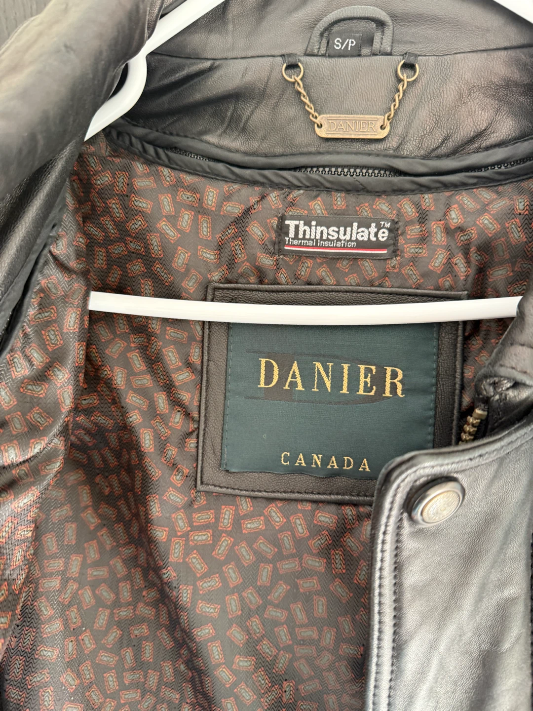 Danier Men's Genuine Leather Jacket, Size S/P - photo 2