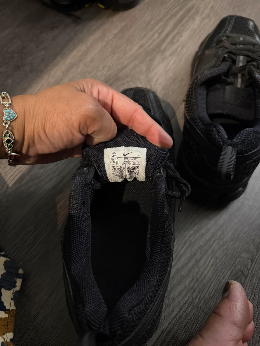 Nike Black Sneakers Youth Size 4Y - photo 3