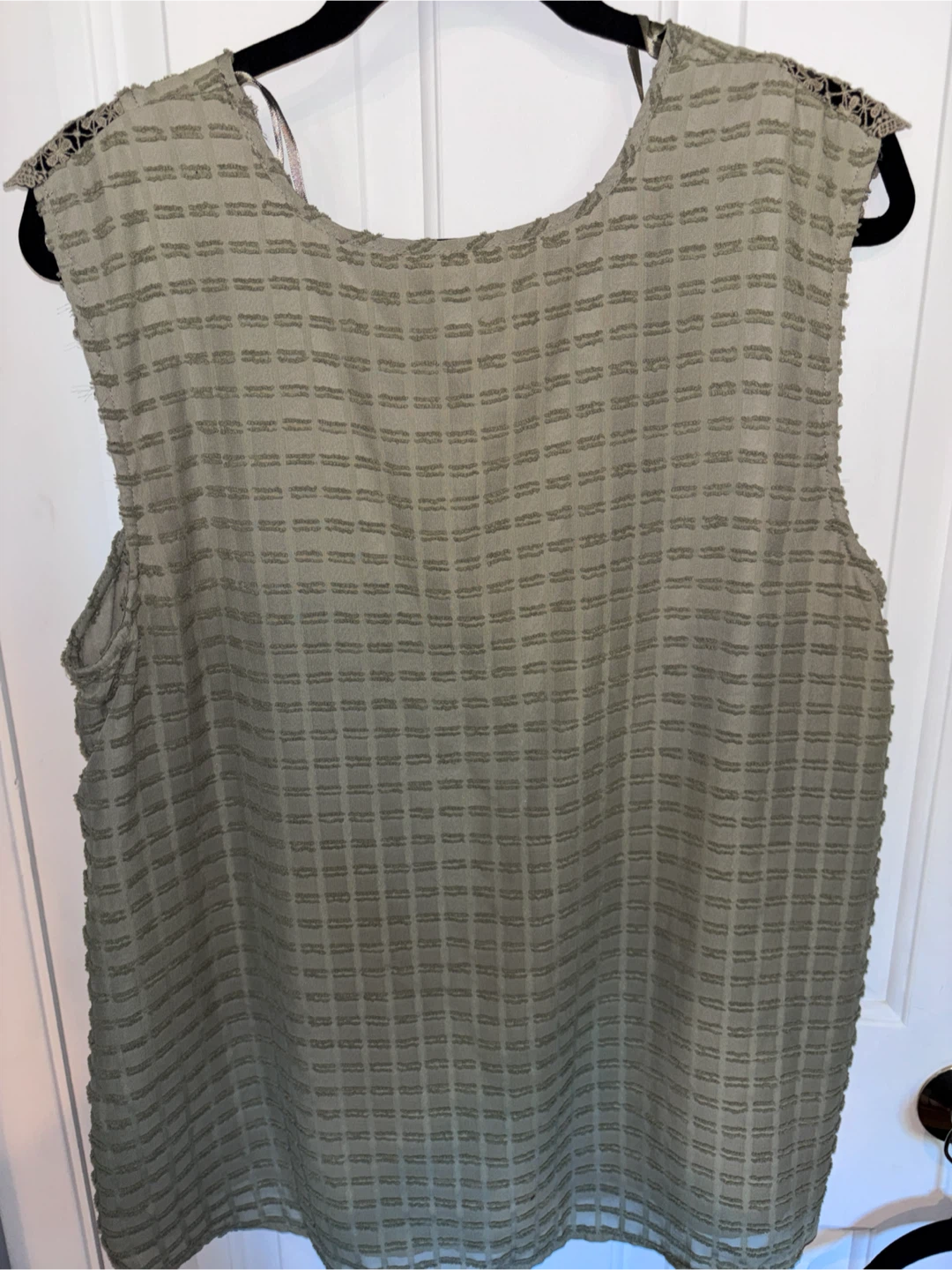 Knox Rose Olive Green Sleeveless Top - photo 2