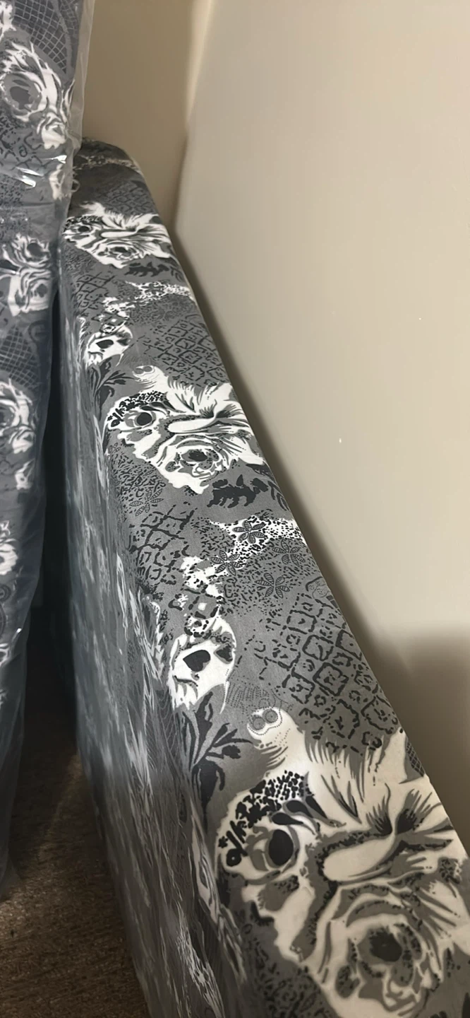 Twin Mattress with Grey Floral Pattern - photo 2