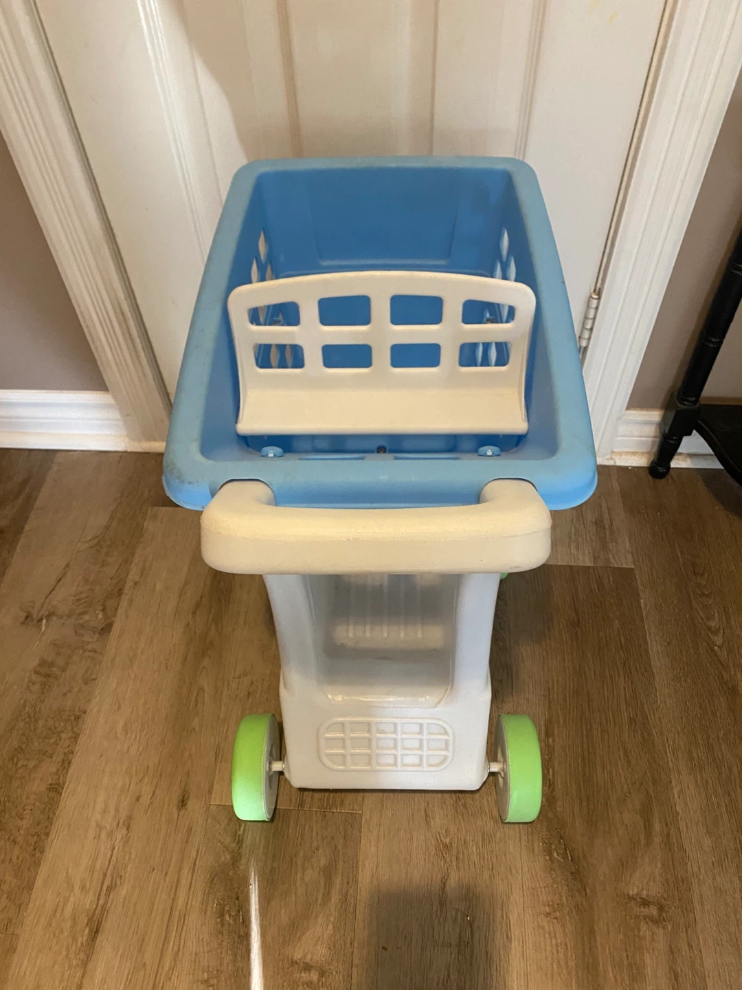 Little Tikes shopping cart - photo 3