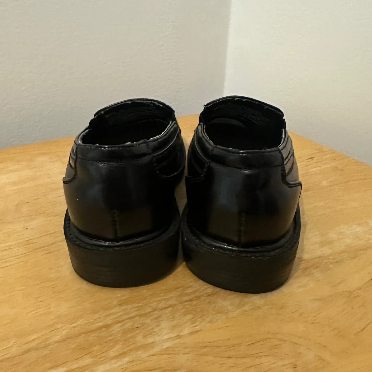Dress Shoes boys sz 1 “Deer Stags” Black Slip-On Loafers - photo 4