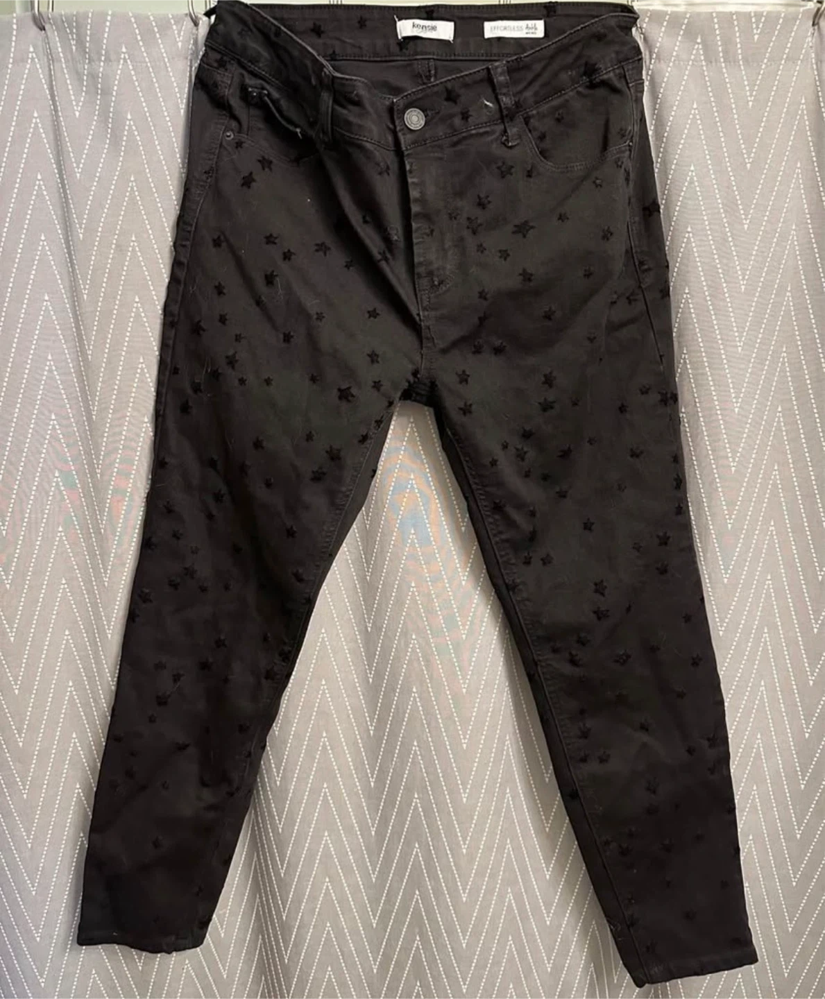 Kensie Star Print Effortless Ankle Jeans - photo 2