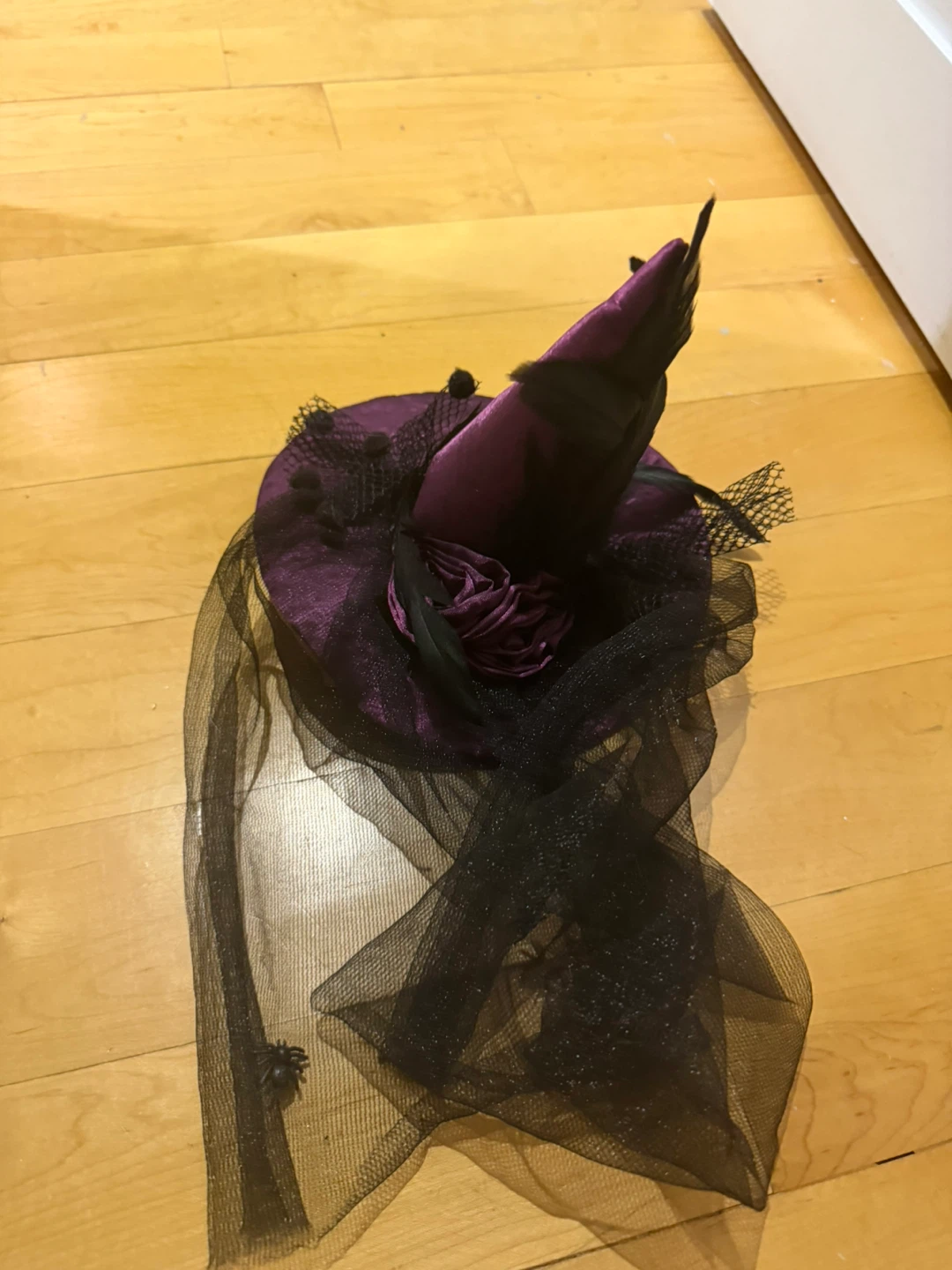 Set of 4 Decorative Costume Hats - photo 2