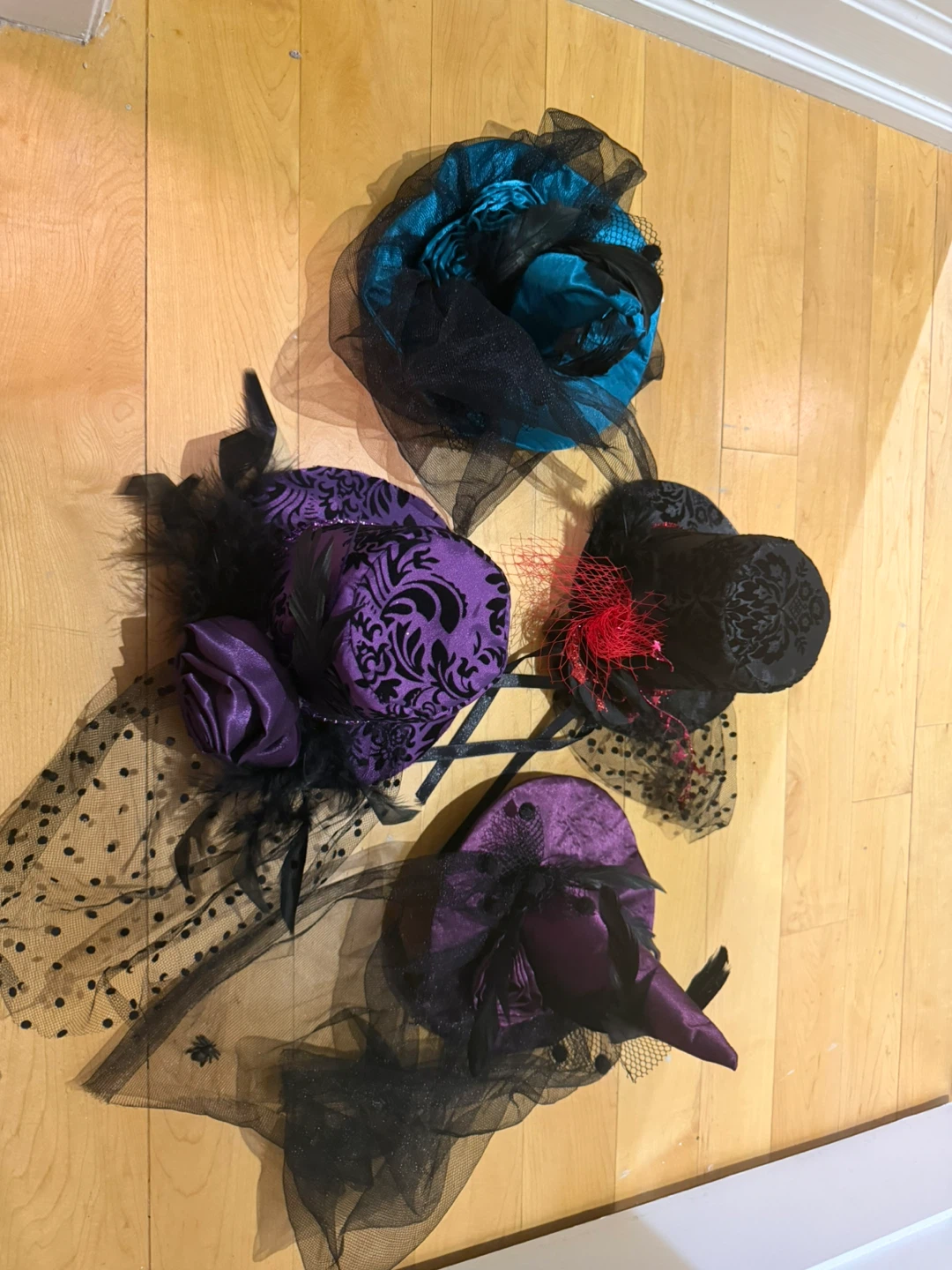 Set of 4 Decorative Costume Hats - photo 3