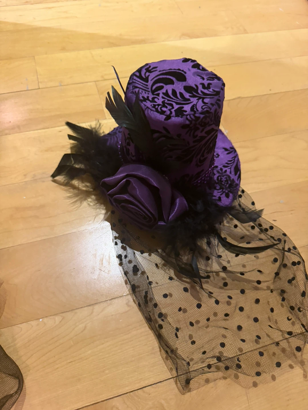 Set of 4 Decorative Costume Hats - photo 5