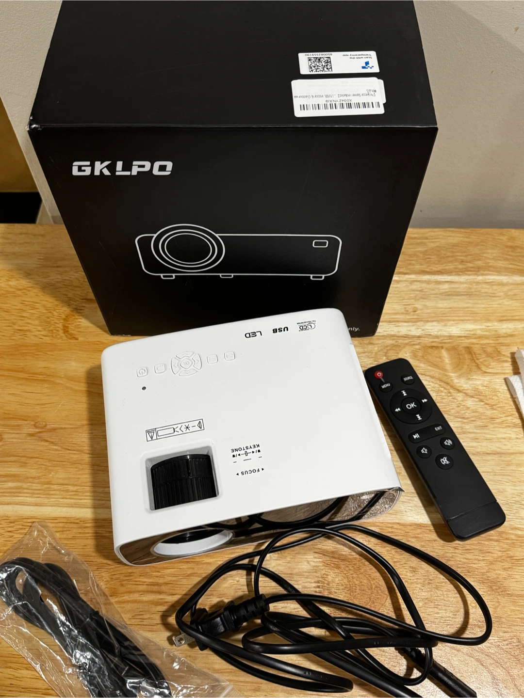 GKLPO LED Projector - photo 3