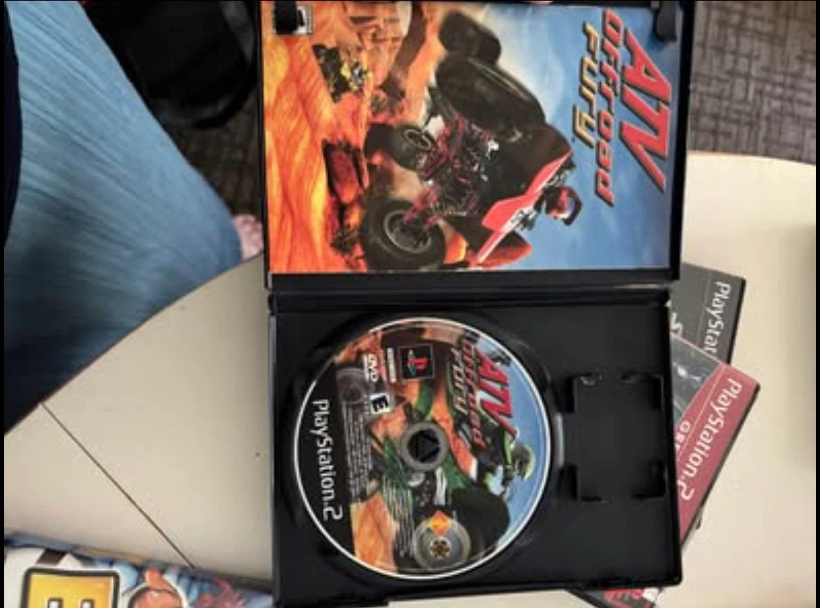 4 PS2 games - photo 2