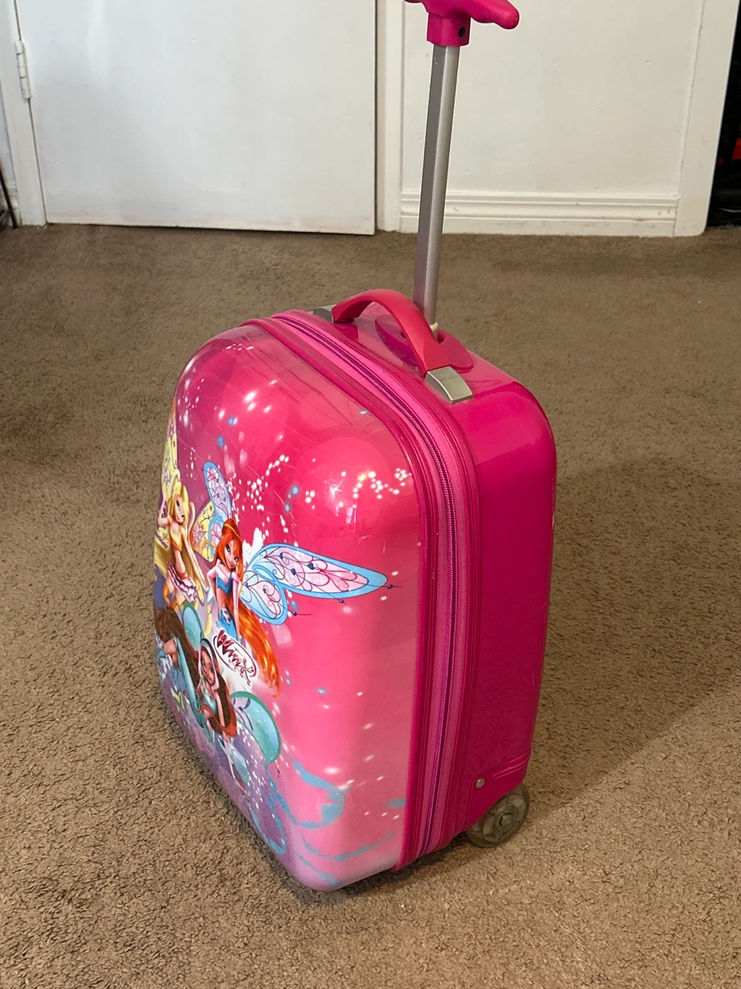 Winx Club Rolling Suitcase - photo 2