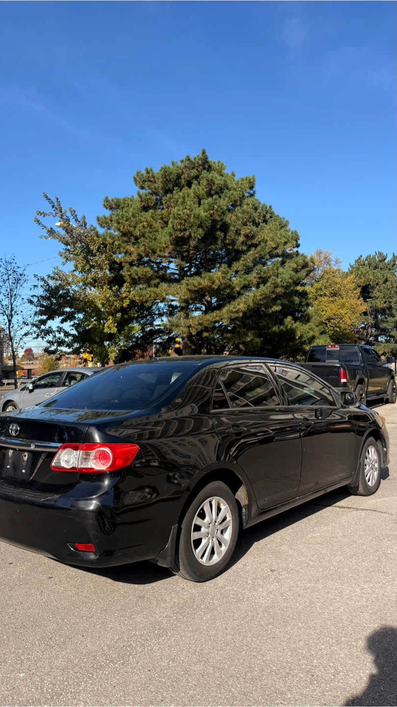 2013 Toyota Corolla 5 speed Manual with Safety - photo 4