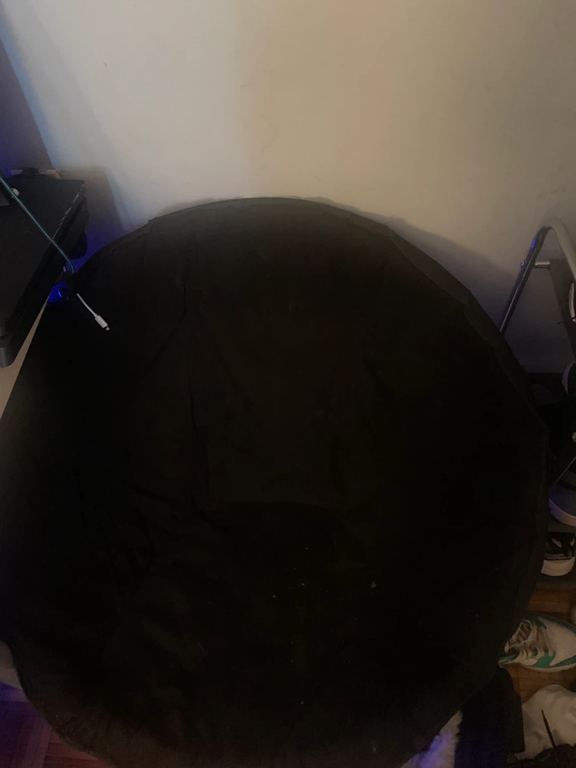 Black saucer chair