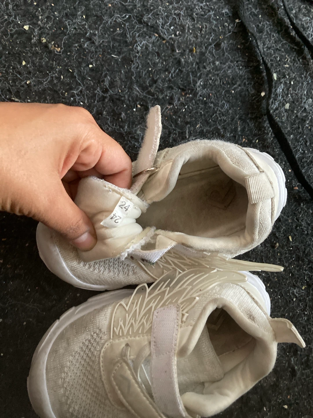 Moving out Shoes sale - photo 3