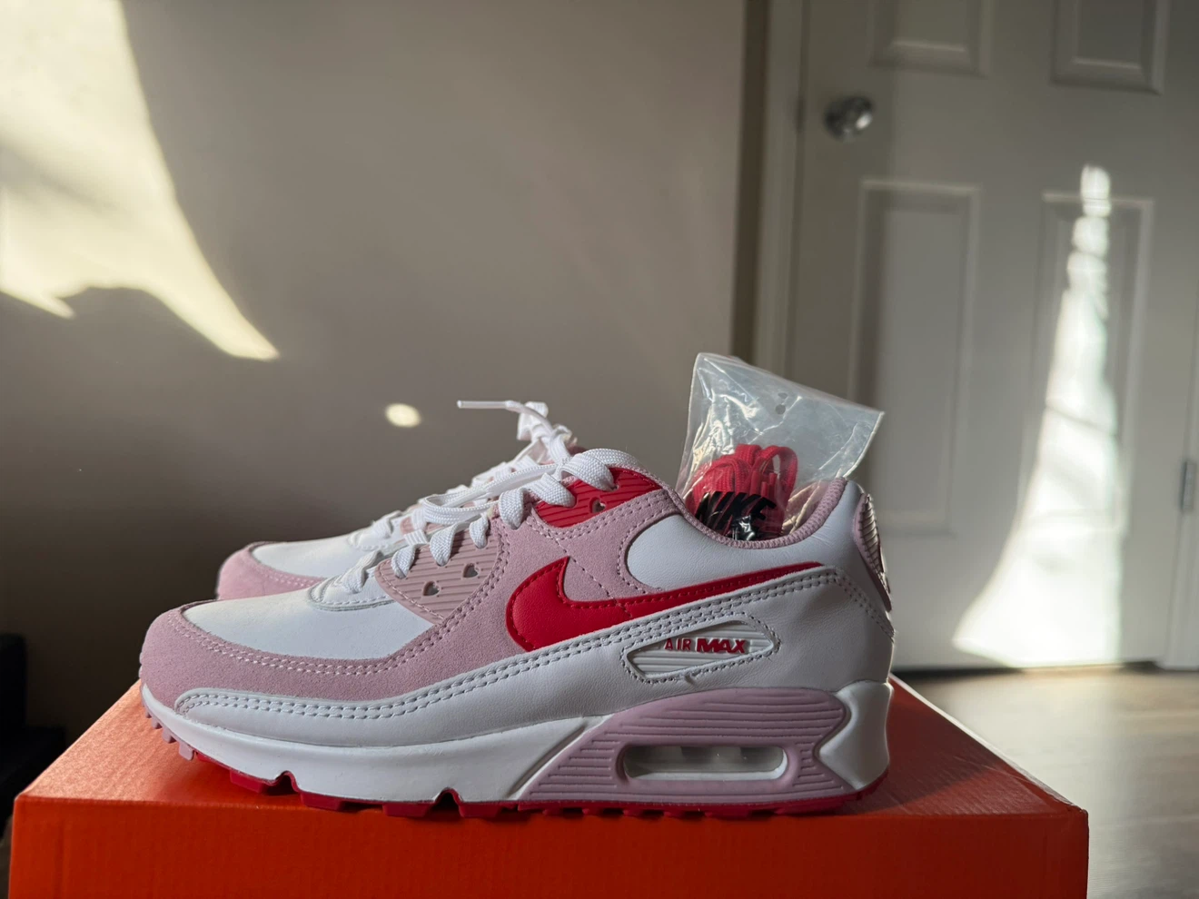 Nike Air Max 90 Sneakers - photo 2
