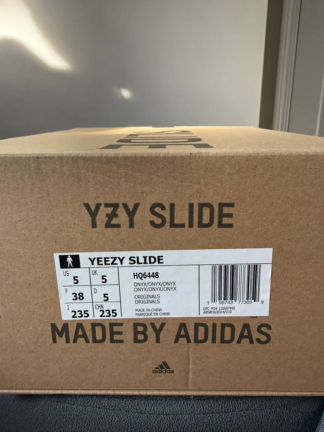 Adidas Yeezy Slide Onyx Size 5