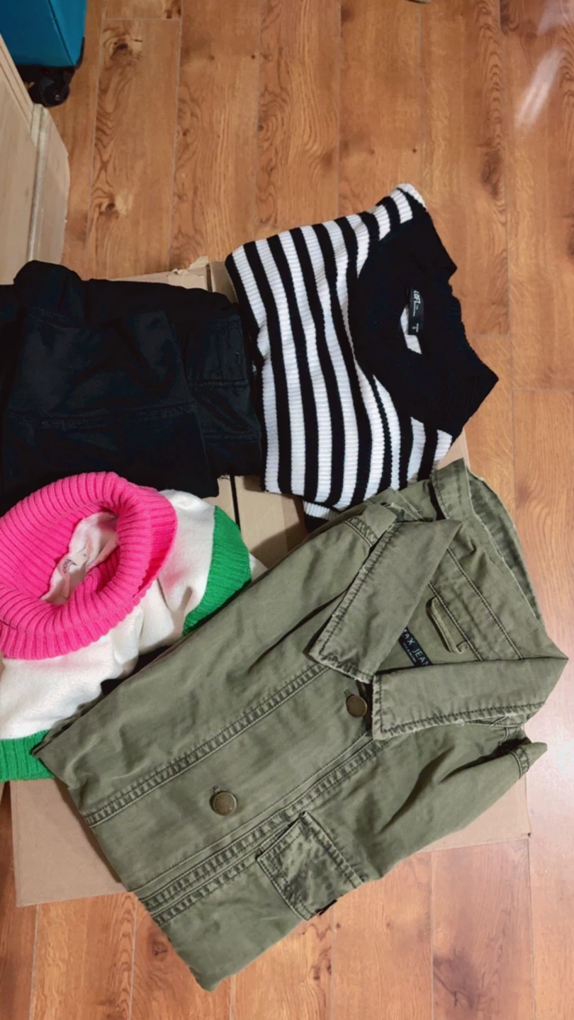 All for $2… Size S…Assorted Women's Clothing Bundle