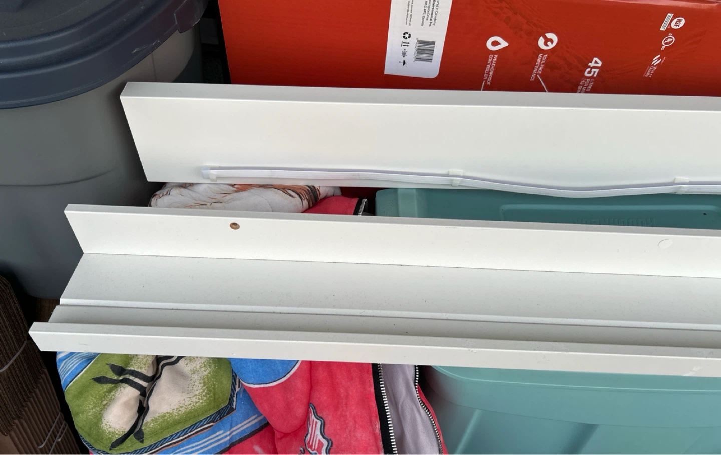 IKEA Mosslanda Picture Ledges with LED Lights - photo 2