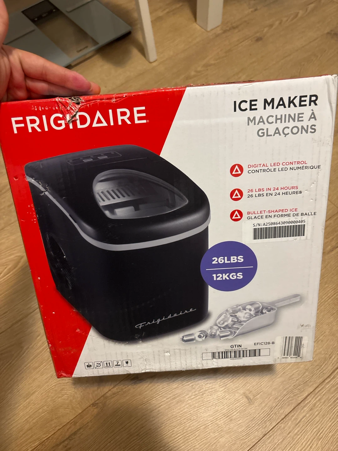 Frigidaire Ice Maker Machine