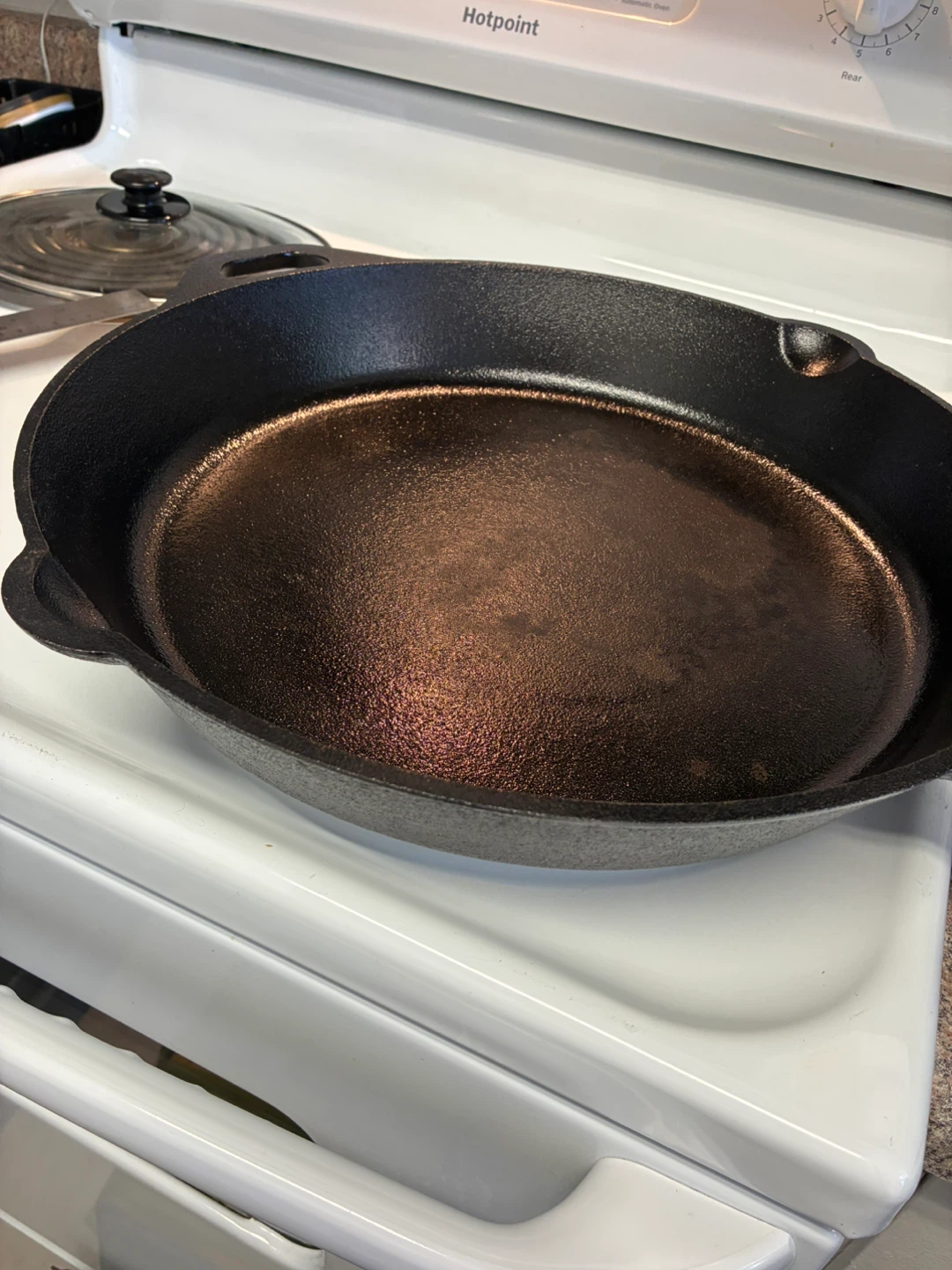AmazonBasics Cast Iron Skillet - photo 3