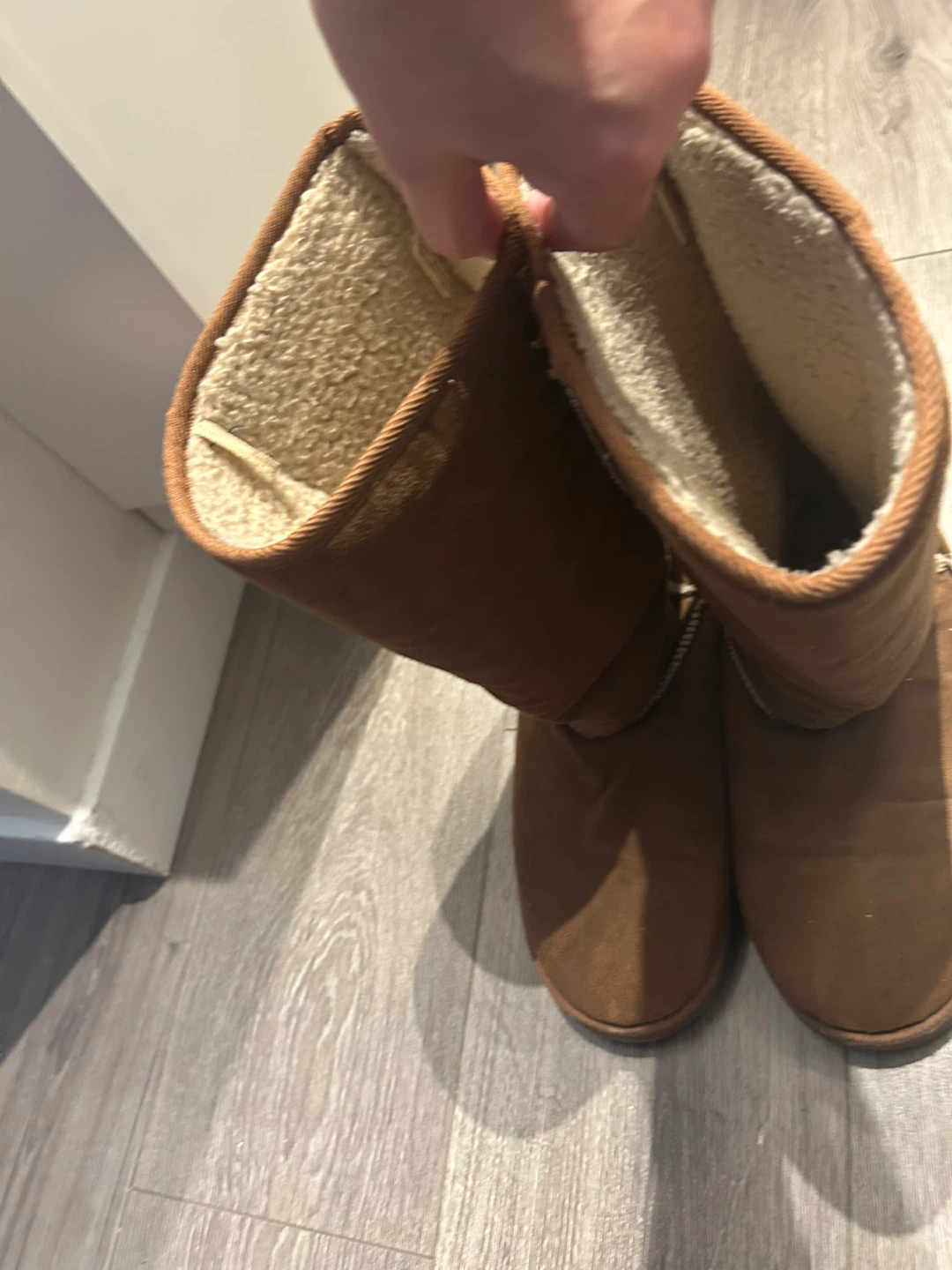 Women’s Airwalk boots size 12 - photo 2