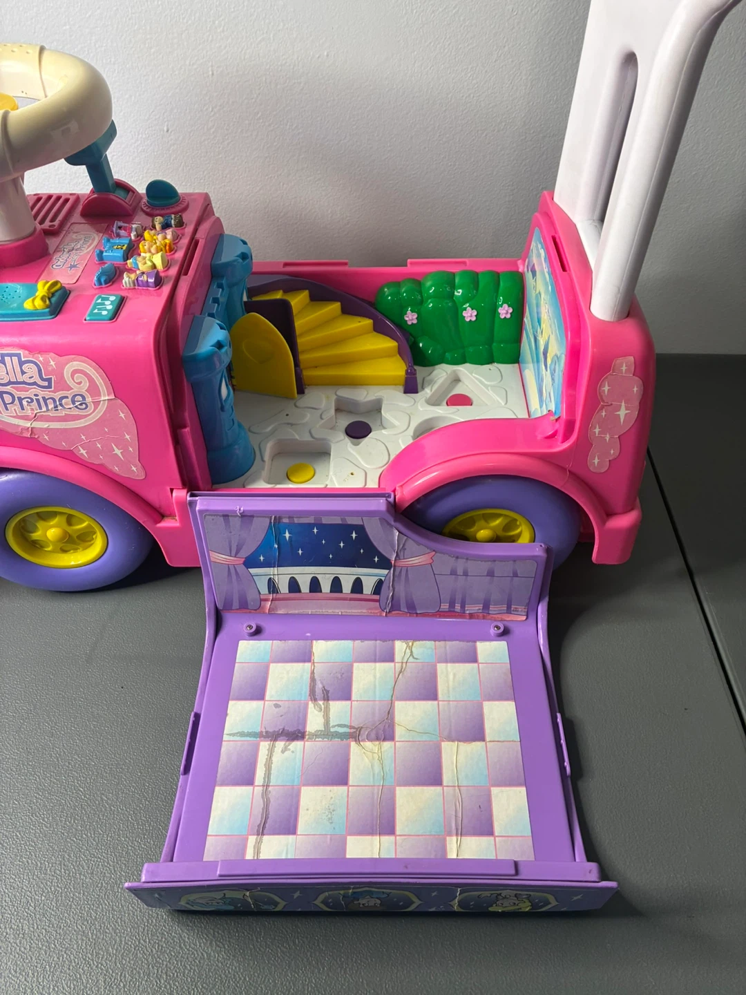 Cinderella and the Prince Ride-On Toy - photo 2