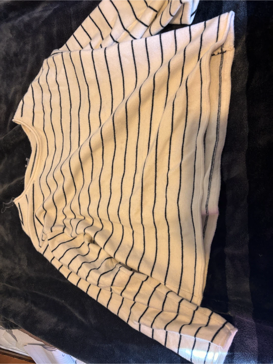 Set of 3 Women's Sweaters - photo 2