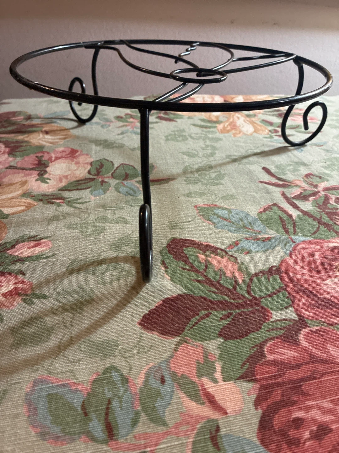 Black Metal Hummingbird Plant Stand - photo 2