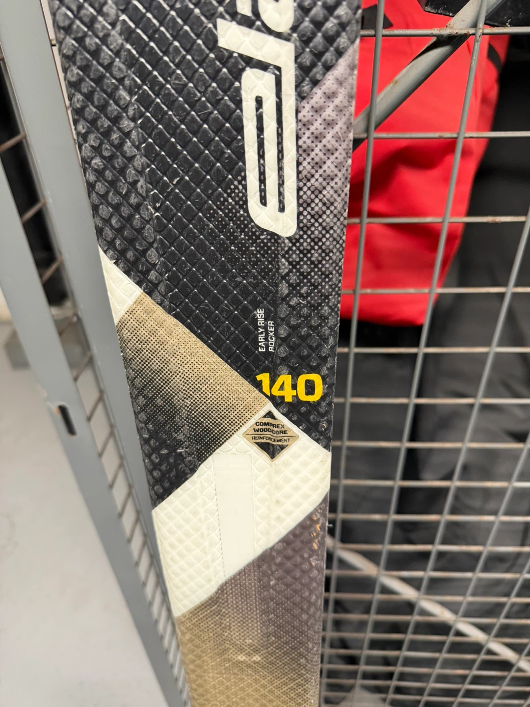 Elam Skis Size 140 - photo 2