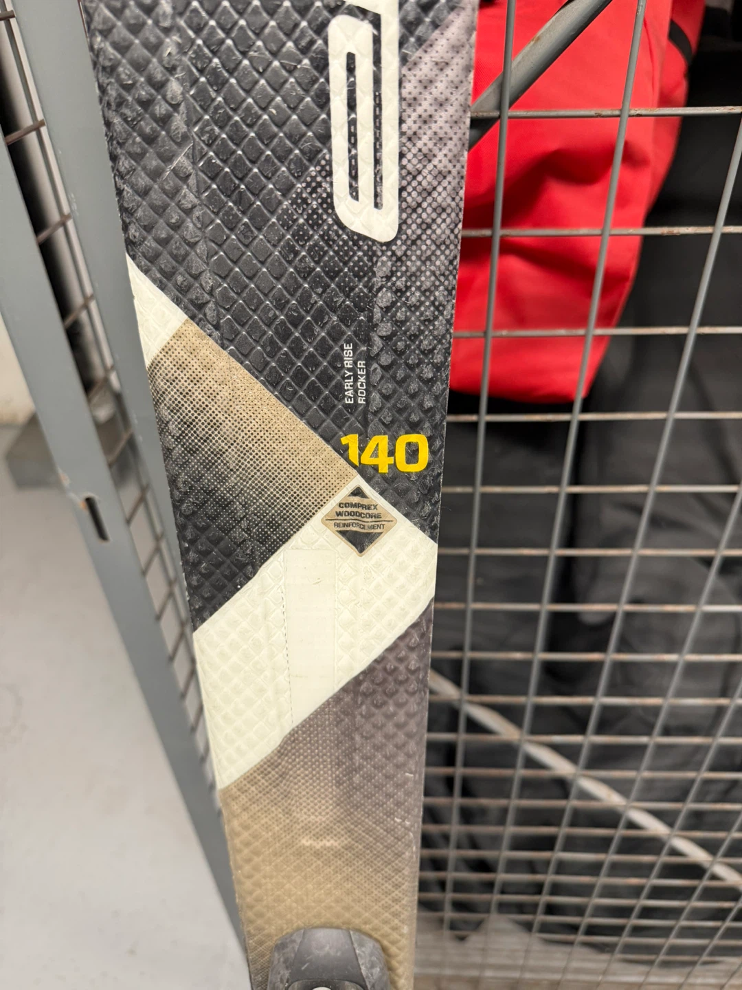 Elam Skis Size 140 - photo 4