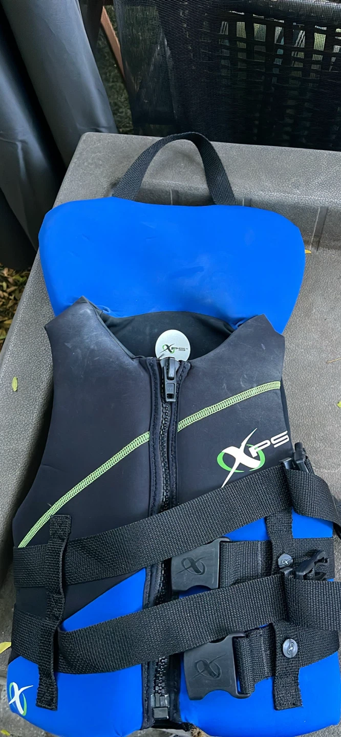 XPS Youth Life Jacket 27-41 kg