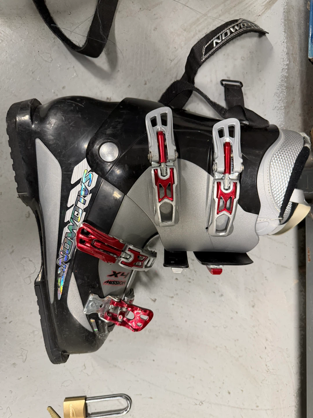 Salmonon Ski Boots Size 28/28.5 - photo 3