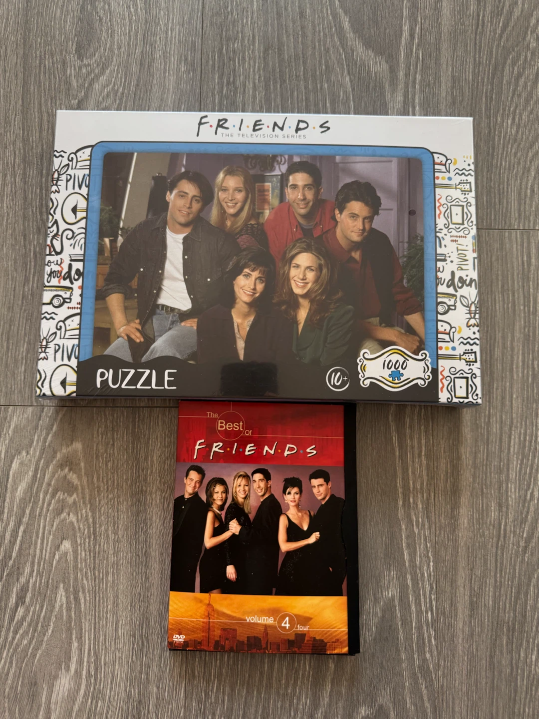 Friends Puzzle + DVD Bundle