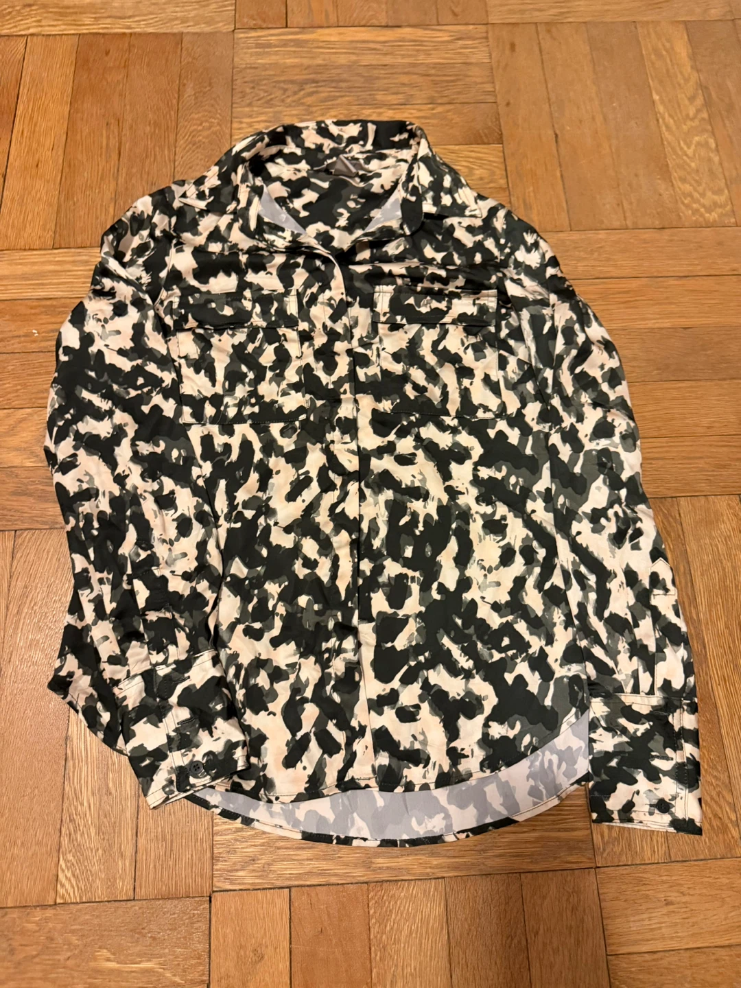 H&M Patterned Long-Sleeve Shirt XXS