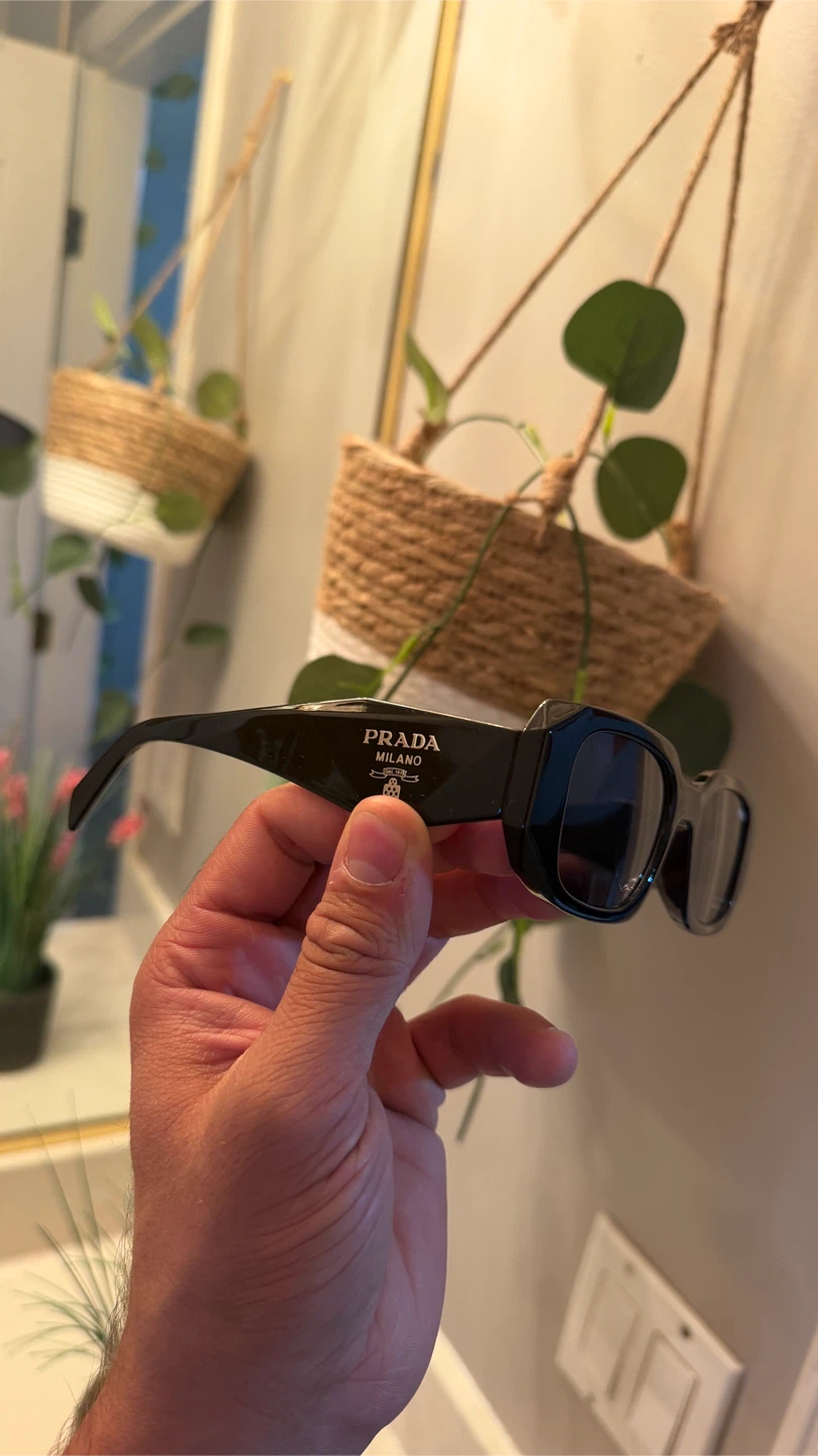 Prada Black Sunglasses - photo 2