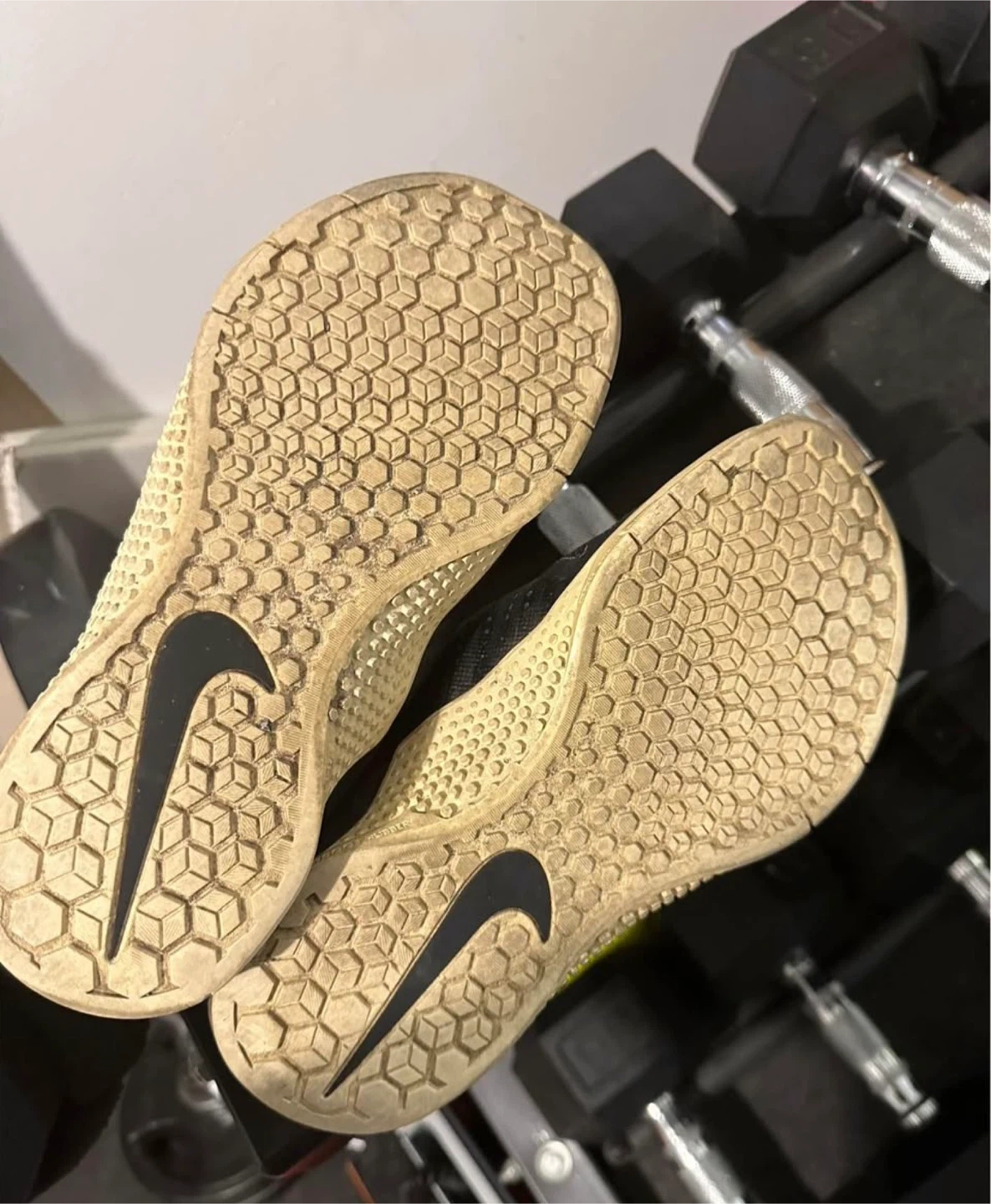 Nike rose gold fly wire size 9 - photo 4