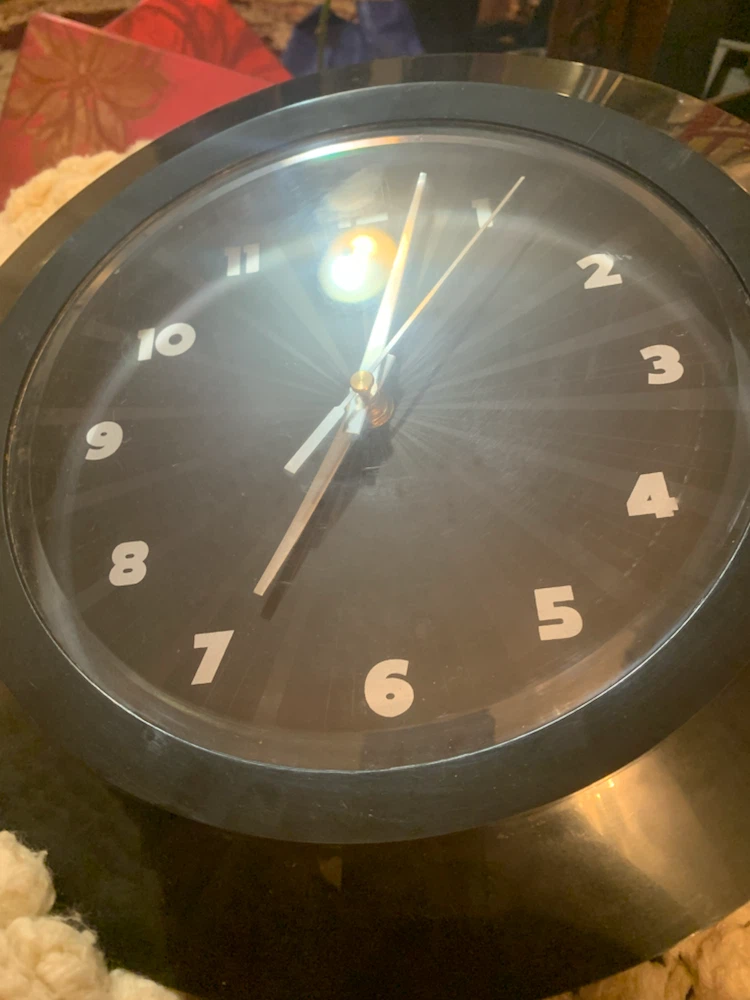 Black Round Wall Clock