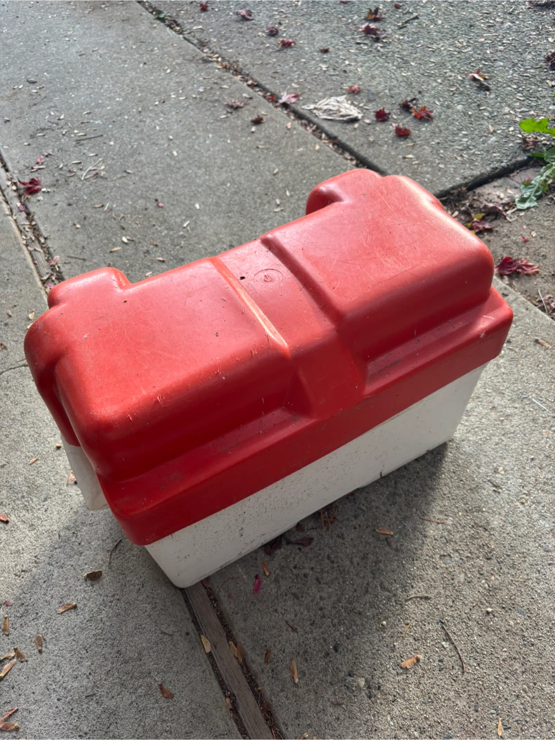 Red and White Plastic Marine Battery Box - photo 2