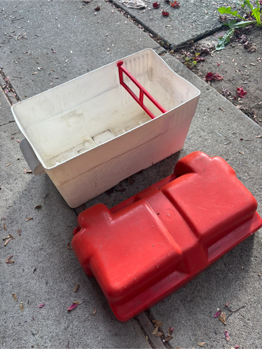Red and White Plastic Marine Battery Box - photo 3