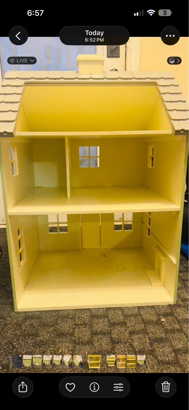 Rare professionally made Pottery Barn Westport Dollhouse - photo 2