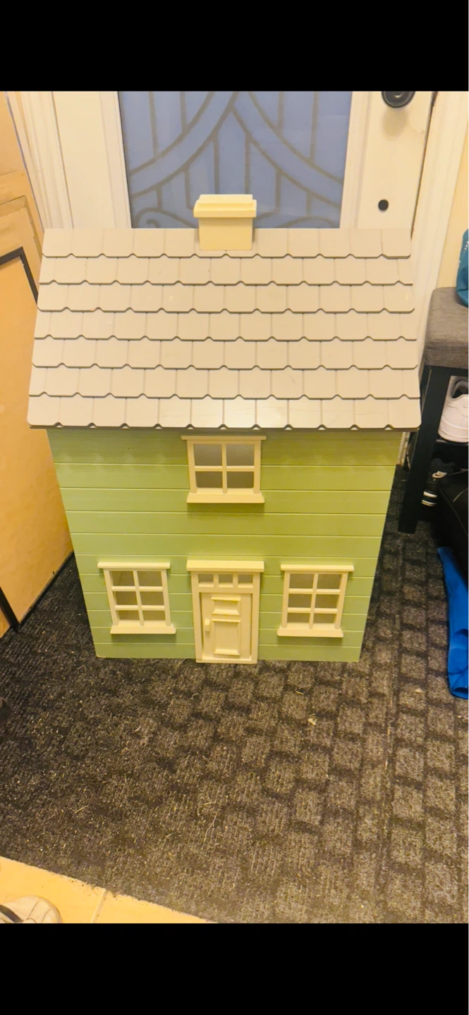 Rare professionally made Pottery Barn Westport Dollhouse