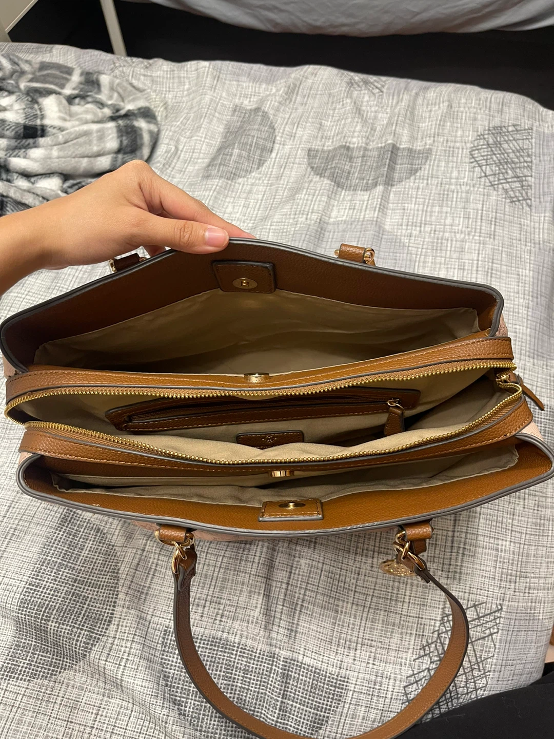 Nanette Lepore Tote Bag - photo 2