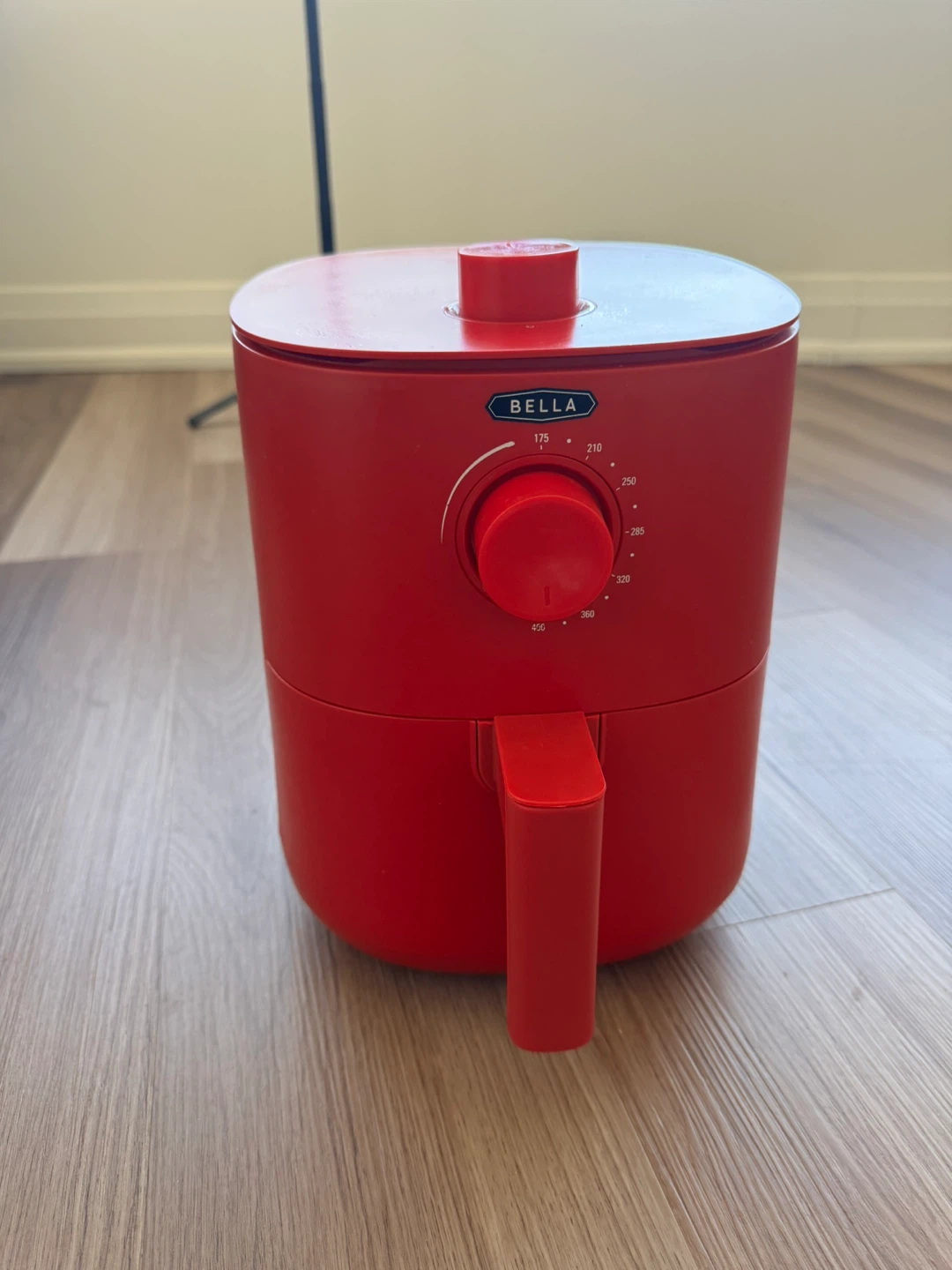 Bella Red Air Fryer