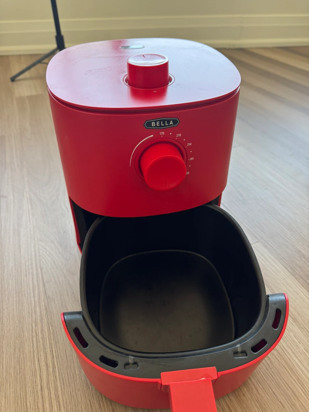 Bella Red Air Fryer - photo 2