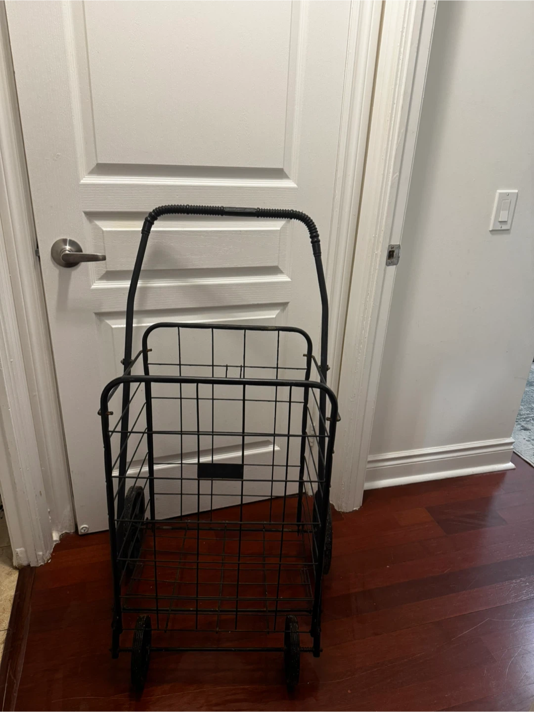 Black Metal Shopping Cart - photo 2