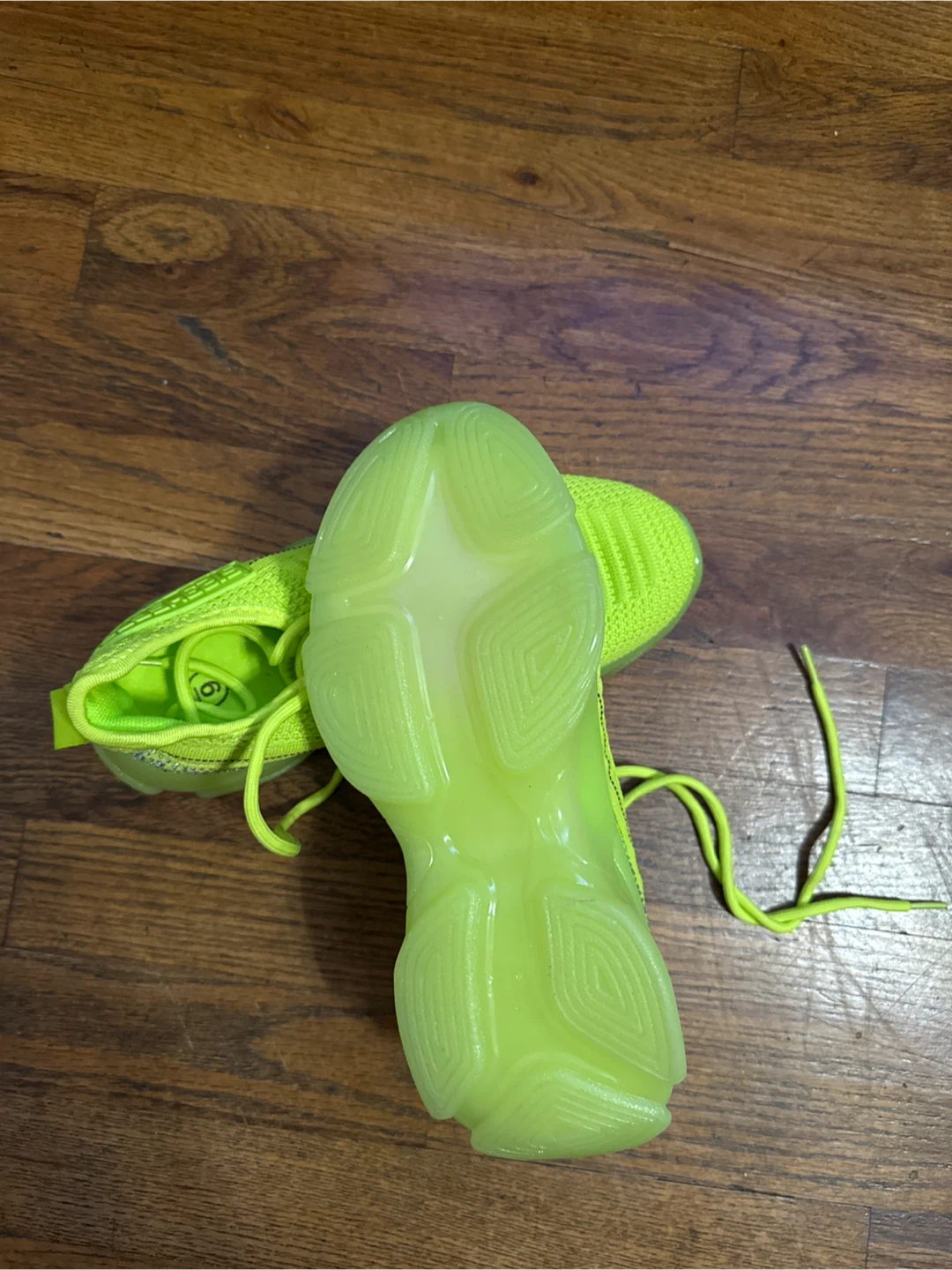Size 6 Neon Green Sneakers - photo 3
