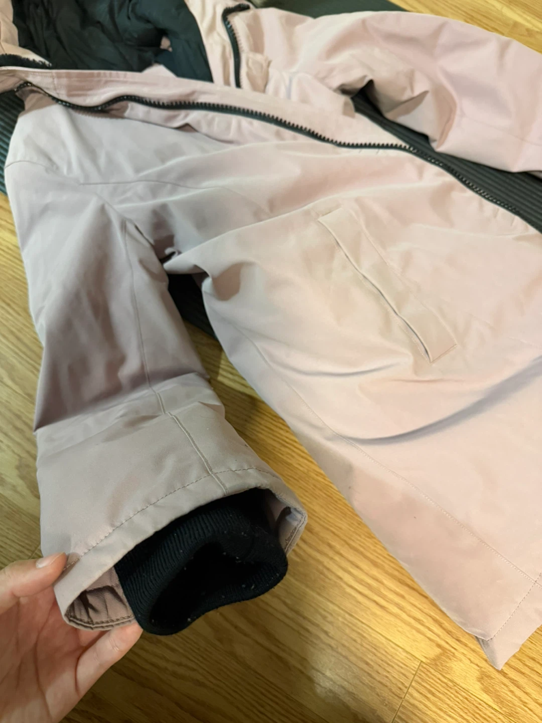 Female Winter Jacket - Small - photo 4