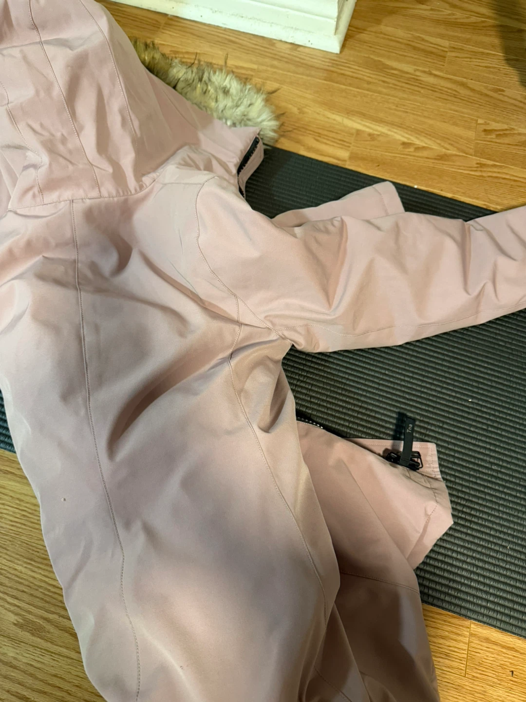 Female Winter Jacket - Small - photo 5