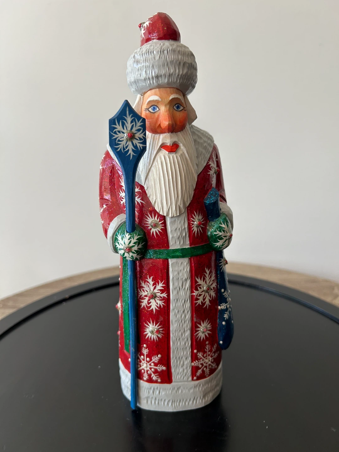 Hand-Carved Russian Ded Moroz Figurine, 1997 - photo 3